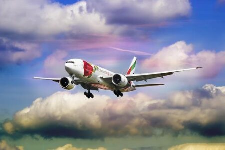 United Airlines Flight to Spain Returns to Newark After Bluetooth Device Name Confusion – www.mondialnews.com