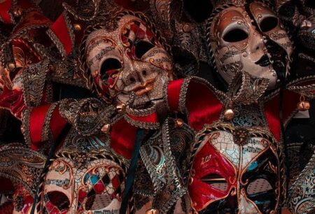 Global Voices Shine at Avignon Festival – news-france.info